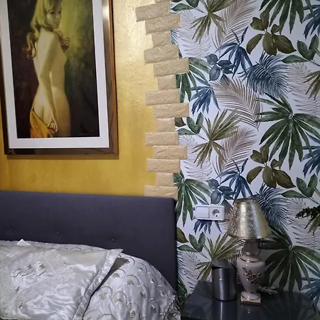 Apartment Cuatro Caminos *